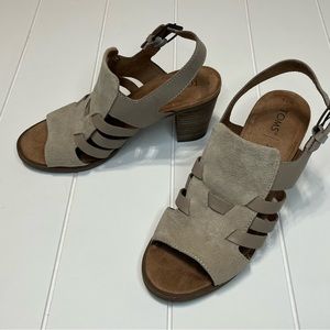 Toms Strappy Open Toe Gray Heels sz 7.5